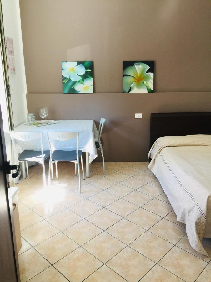 Residenza Manfredi Silvia Ghedi Exterior foto